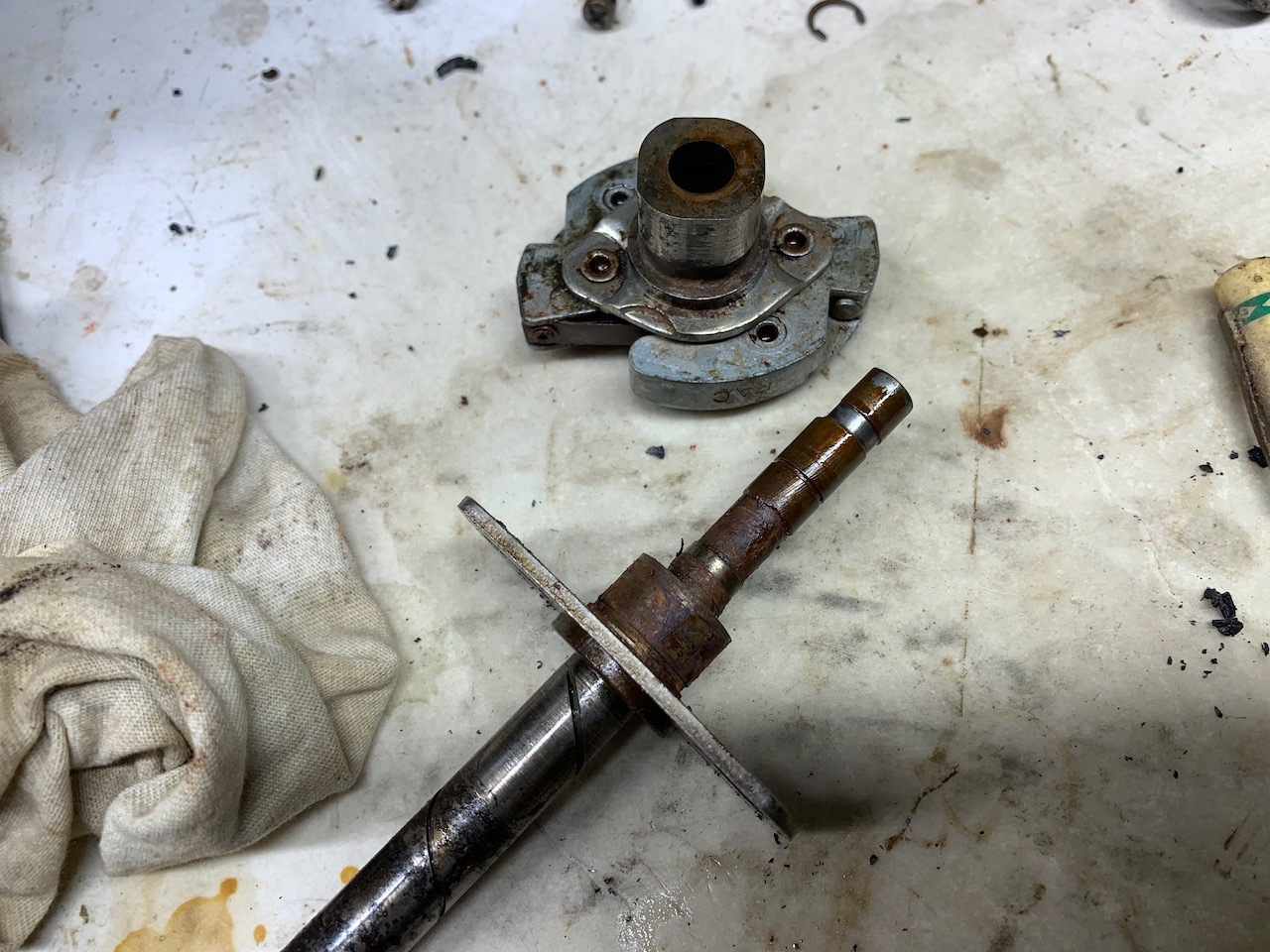 distributor - ford - 6.jpeg