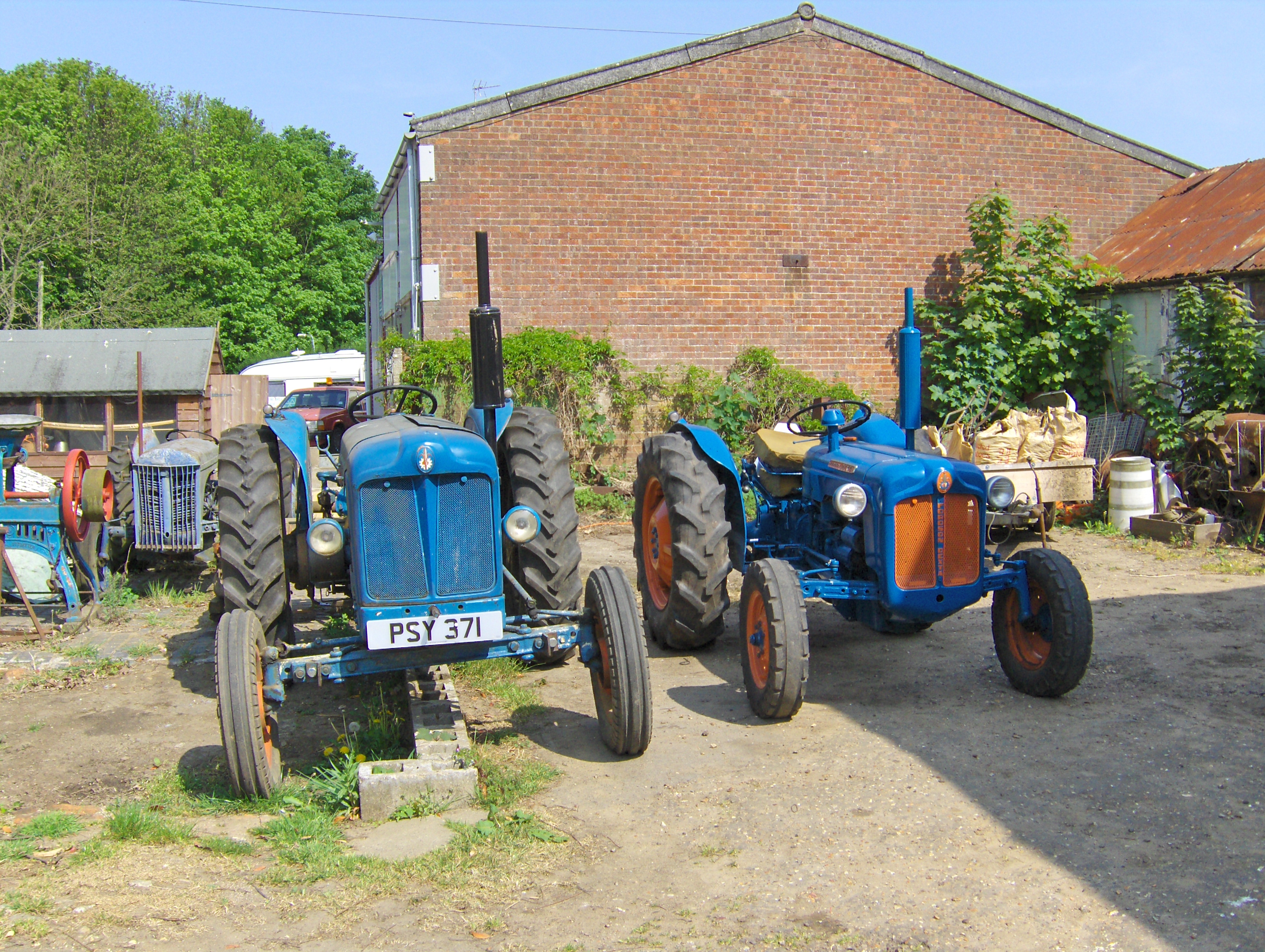 Thursday Extra Tractors 2 11/7 | Yesterday's Tractors Forums