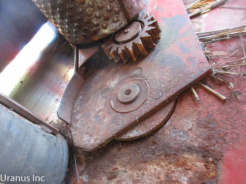 pivot roller15.jpg