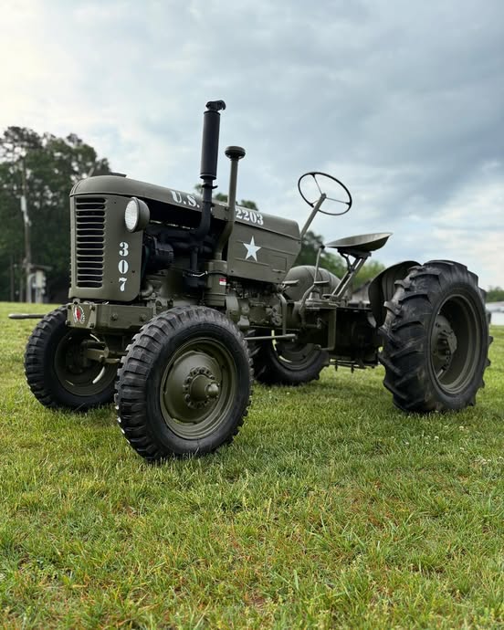 Tractor.jpg