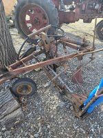 IH Sickle Bar Mower 1 of 3.jpg
