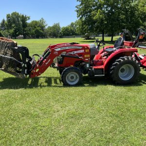 Massey Ferguson 1825E